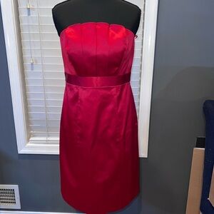 The limited Strapless Dress Size 8 Satin fit & Flare